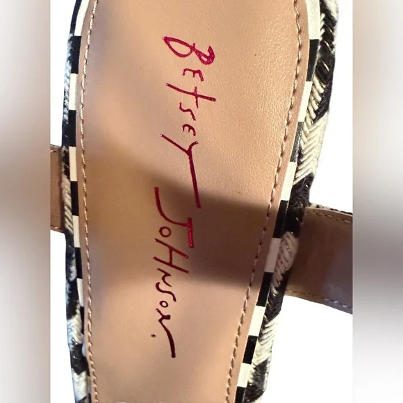 Betsey Johnson NWT Sz 11 Melanni Houndstooth Platform Heels with Black Bow SH297 - Picture 9 of 15